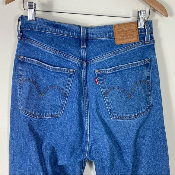 Levi's Ribcage Straight Ankle Jean Medium Wash - 29 - Picture 11 of 15